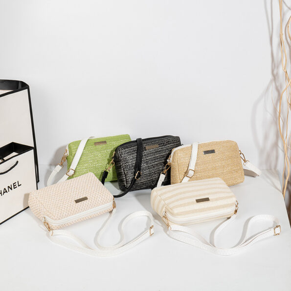 Sac à bandoulière tissé en paille pour femme, sac de créateur One Initiated, sac de plage bohème d'été, petit porte-monnaie solide pour téléphone portable, mode